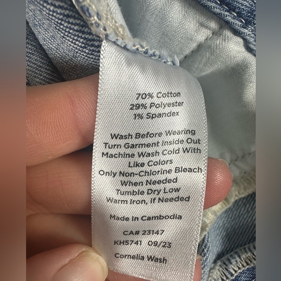 Talbots Blue Wide Leg Crop Jeans - Picture 5 of 6